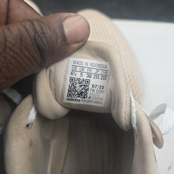 Beige Mesh Sneakers with White Laces - Picture 4 of 7